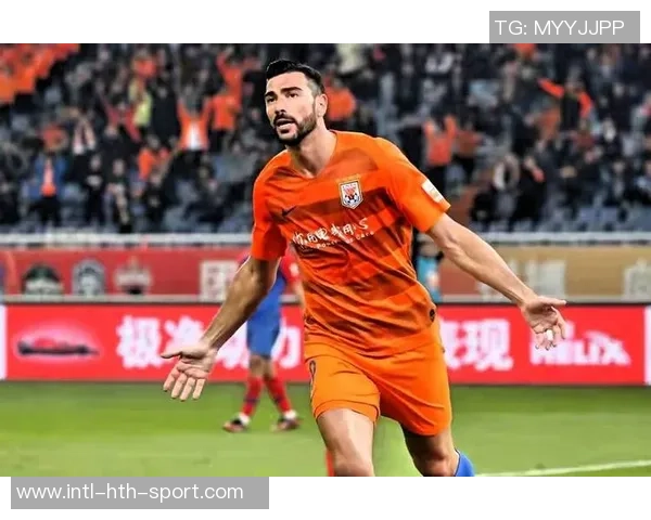 足球名宿东的传奇人生与对中国足球的深远影响探讨